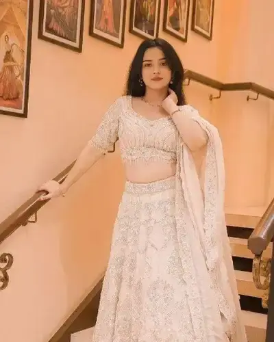 Escort Sukma